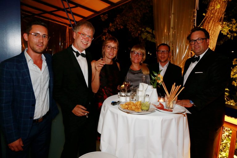 Familie Friedenthal und Davidoff Geschäftsführer Olaf Ruf