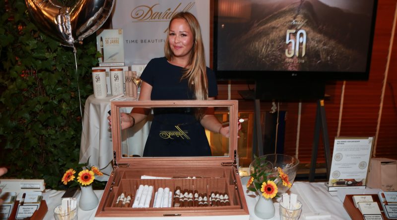 © Davidoff of Geneva Austria