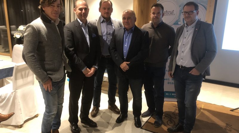 v.l. Christoph De Lorenzo (Imperial Tobacco), Mag. Hannes Hofer (MVG), Hannes Auer (LGO Stv.), Karl Schlager (LGO), Andreas Christe (Imperial Tobacco) und Robert Freidl (LGO-Stv.) © Hannes Auer