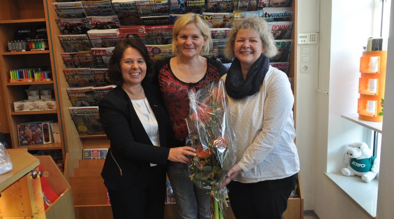 v.l.n.r.: FGF Martina Rauchbauer, MSc, Trafikantin Borenitsch Carina, Obmann-Stv. Angelika Bauer © Wirtschaftskammer Burgendland/Rauchbauer