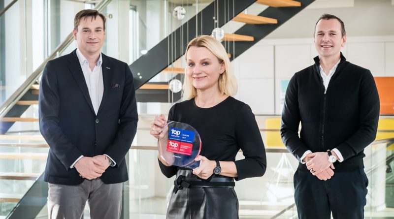 vlnr. Christian Tobias, Director People & Culture; Tanja Schitter, People & Culture Manager; Linas Libikas, General Manager © Andi Bruckner