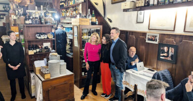 V. l.: Barbara Mannsberger, Özlem Dikmen und Jeffry Schwarz. © JK-Filterlos
