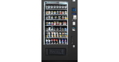 Er ist der Ferrari unter den Automaten: Der Spiralautomat von Tobaccoland bietet Platz für alles, inklusive Getränke und Kühlung. © Easy Vending
