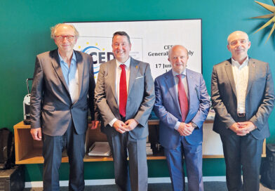 CEDT-Präsident Peter Schweinschwaller, Vizepräsident Miguel Ángel Martínez Cuadrado, Schriftführer Mario Antonelli und Philippe Coy (v. l.). © CEDT