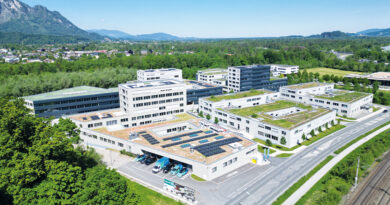 Die UKO Microshops AG im Wissenspark Puch-Urstein, eingebettet in ein Umfeld mit umfassender Infrastruktur und der IT-starken FH – von Moritz Unterkofler als „Salzburger Silicon Valley“ bezeichnet. © UKO Microshops