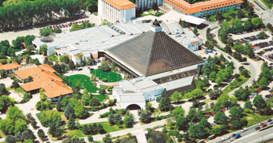 Das Eventhotel Pyramide & Congress Center in Vösendorf überzeugt durch seine Lage, seine Kapazitäten und sein Ambiente. © privat